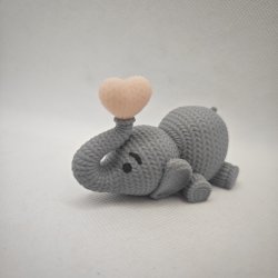 Liggende elefant med hjerte